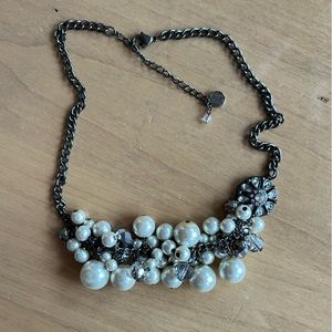Pearl with gem detail collar necklace​